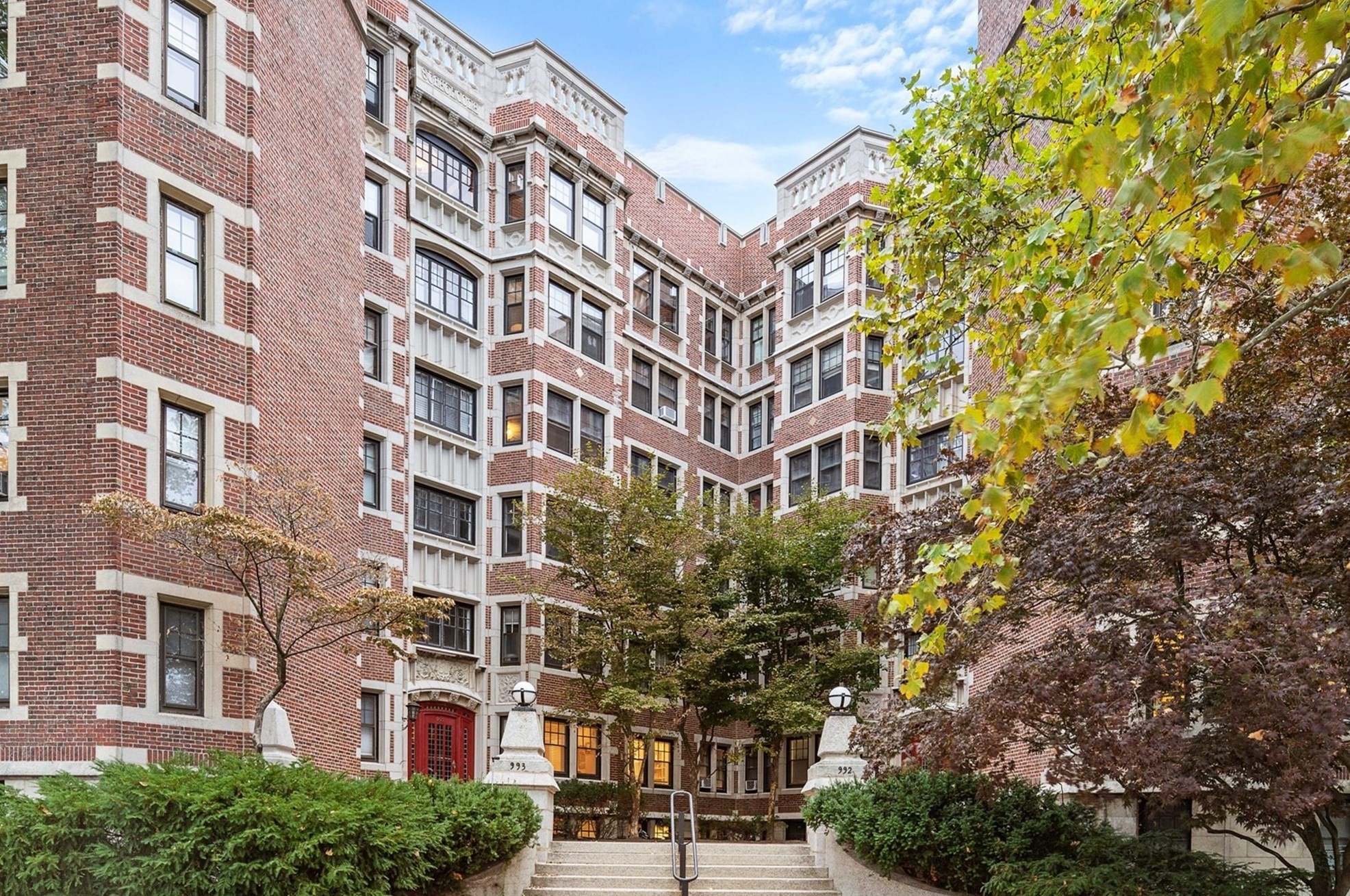 993 Memorial Drive Unit 603, Cambridge, MA 02138