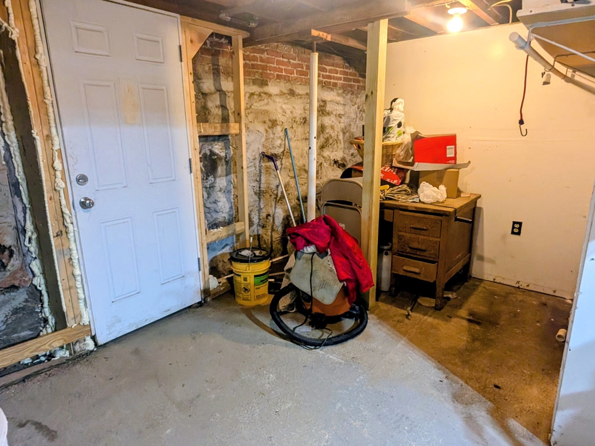 96 N Main St, Leominster, MA 01453 - Image 25