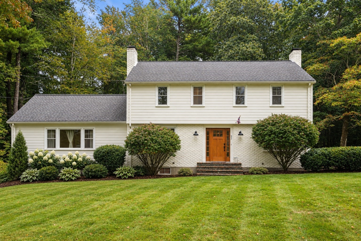 22 Townsend Dr, West Boylston, MA 01583