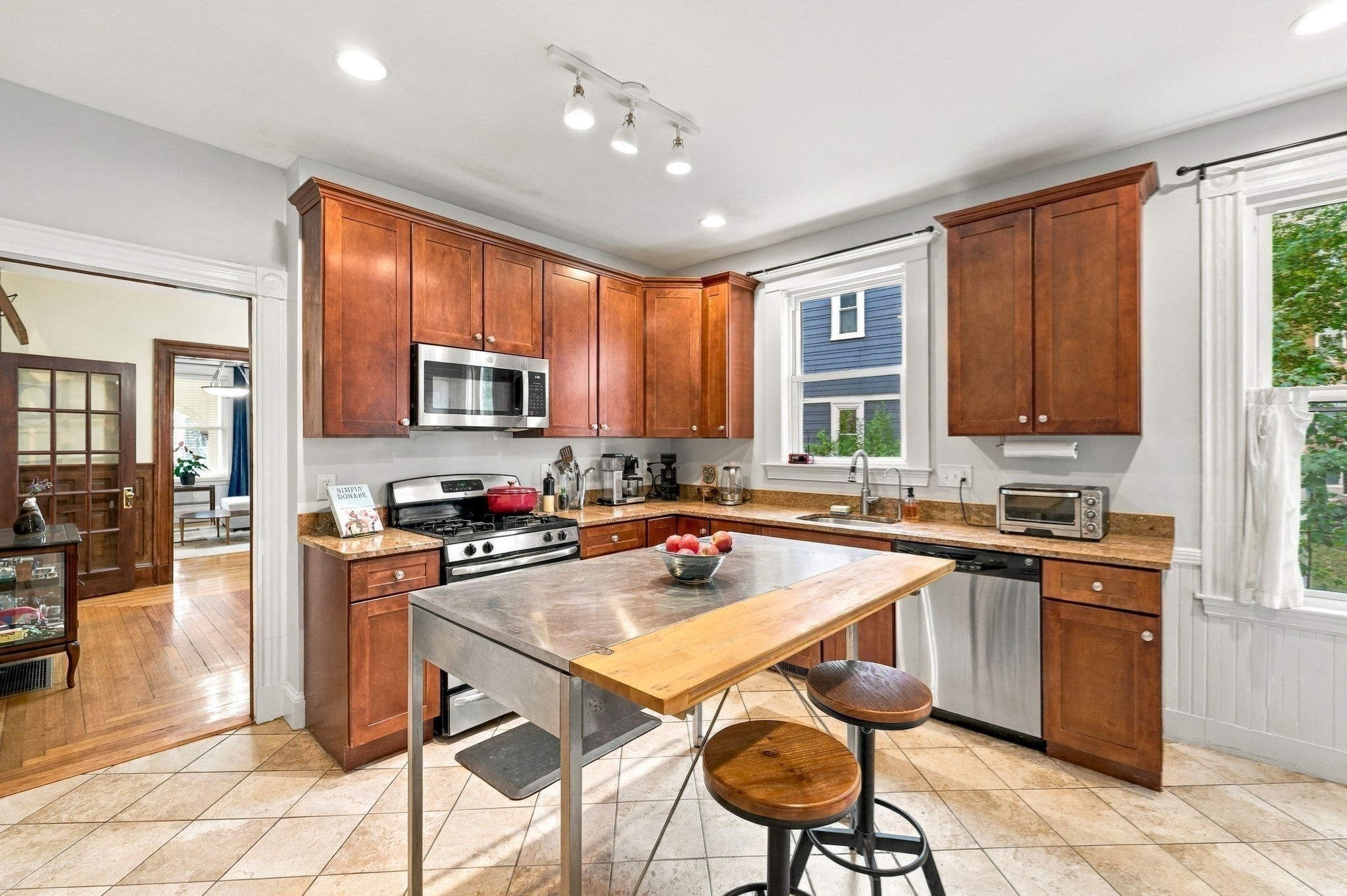 22 Hewlett St Unit 1, Roslindale, Boston, MA 02131 - Image 14