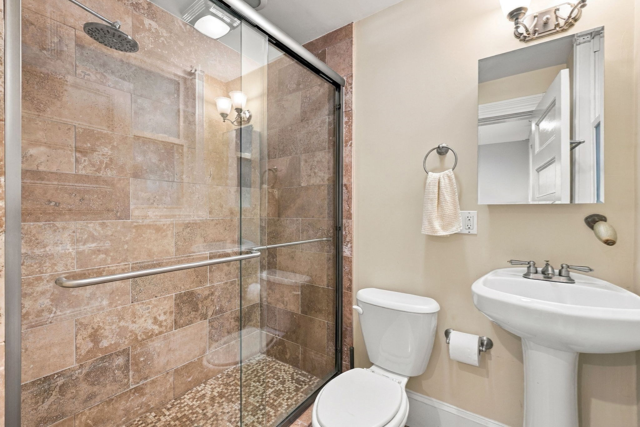 22 Hewlett St Unit 1, Roslindale, Boston, MA 02131 - Image 21