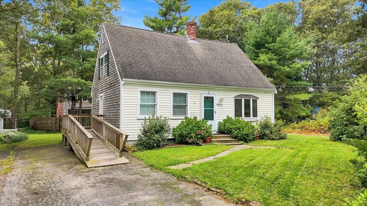 37 Gooseberry Ln, Barnstable, MA 02648 - Image 1