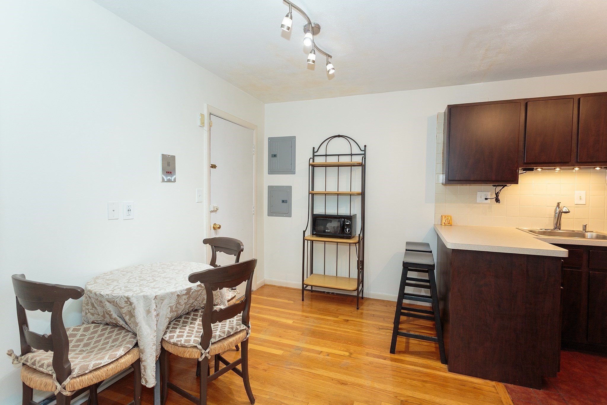 50 Seymour St Unit 15, Roslindale, Boston, MA 02131 - Image 6