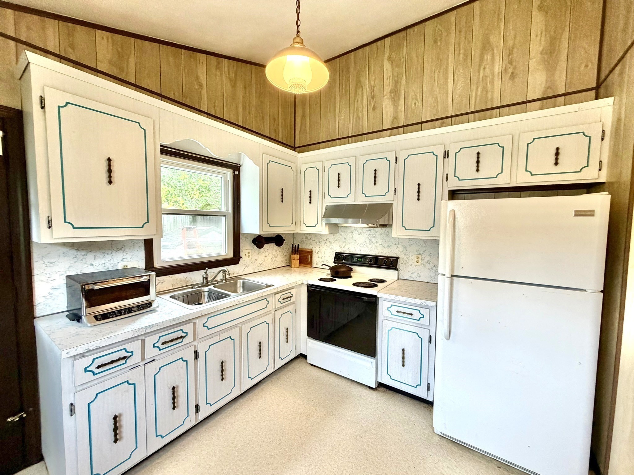 110 Hubbard Ave, Brockton, MA 02301 - Image 11