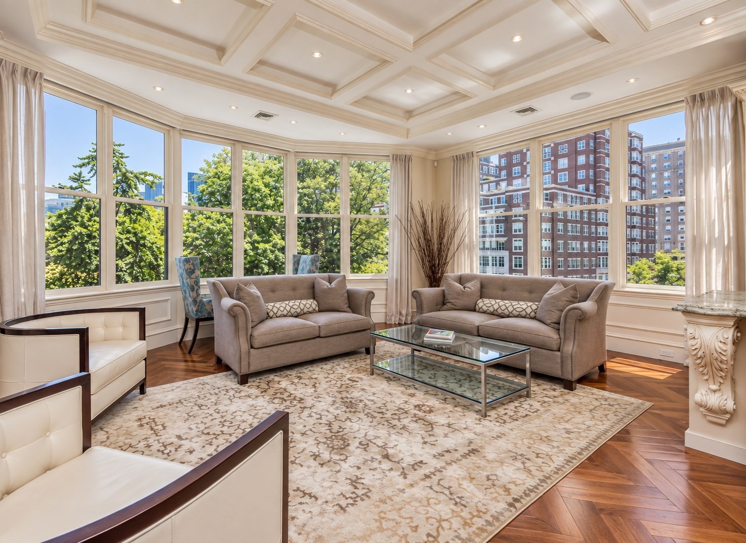19 Arlington St. Unit 32, Back Bay, Boston, MA 02108