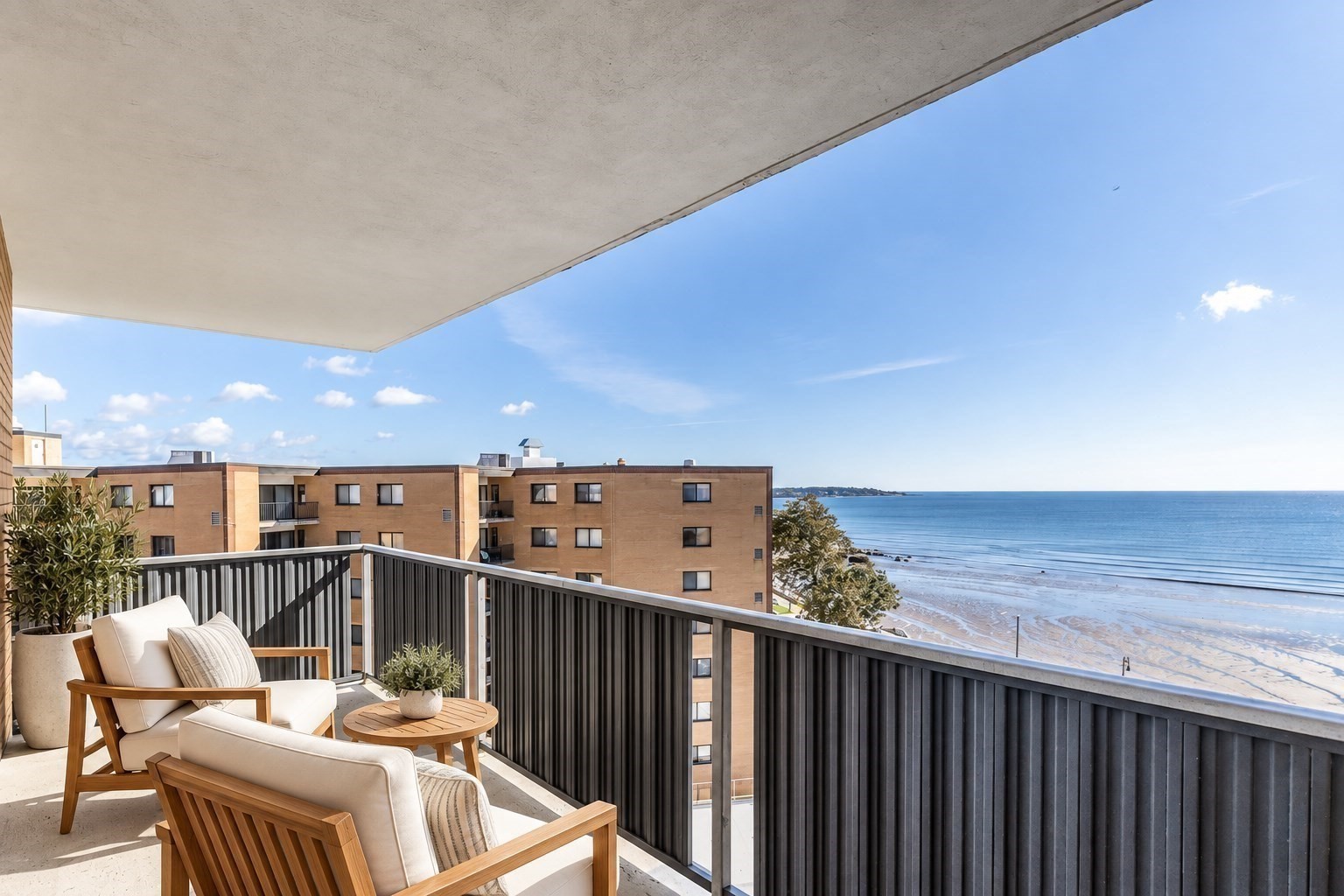 300 Lynn Shore Drive Unit 811, Lynn, MA 01902