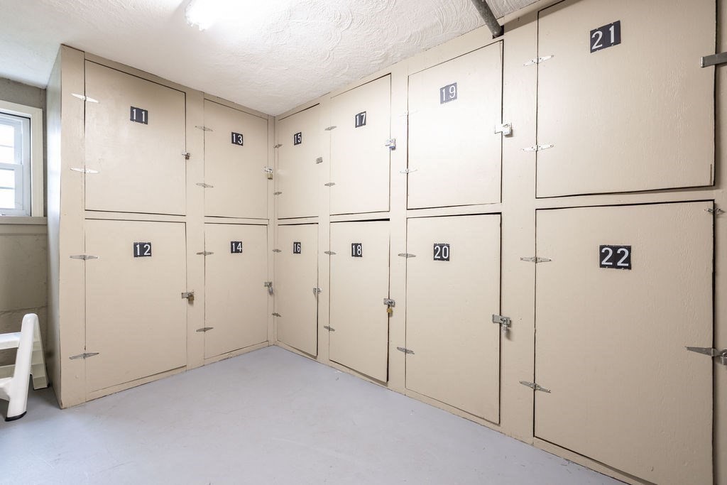 210 Hillside Ave Unit 32, Needham, MA 02494 - Image 17
