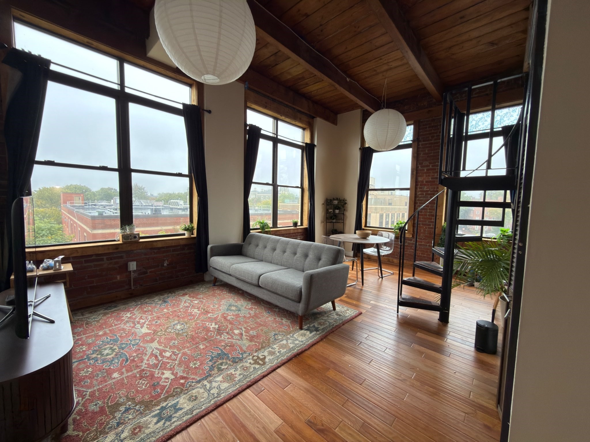 24 Norman St Unit 301, Salem, MA 01970