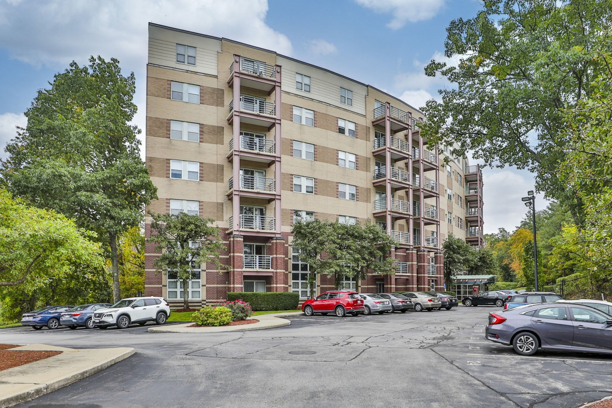 269 Cambridge Rd Unit 509, Woburn, MA 01801
