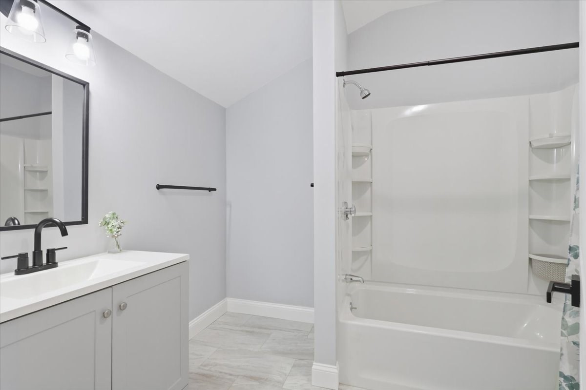 19 Digby Ave, Brockton, MA 02301 - Image 26