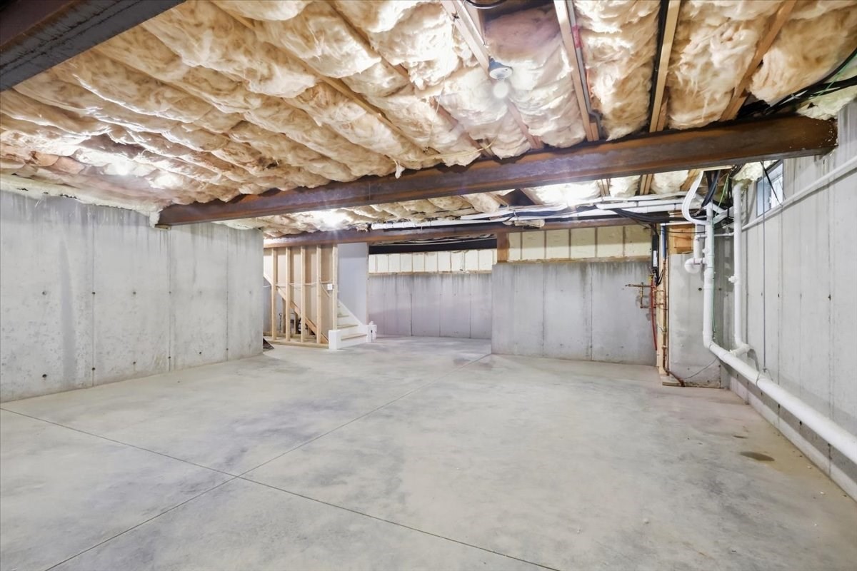 19 Digby Ave, Brockton, MA 02301 - Image 33