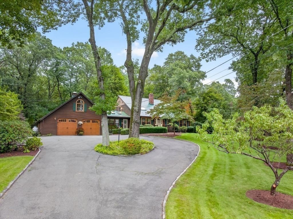 201 Cushman Rd., North Attleboro, MA 02760