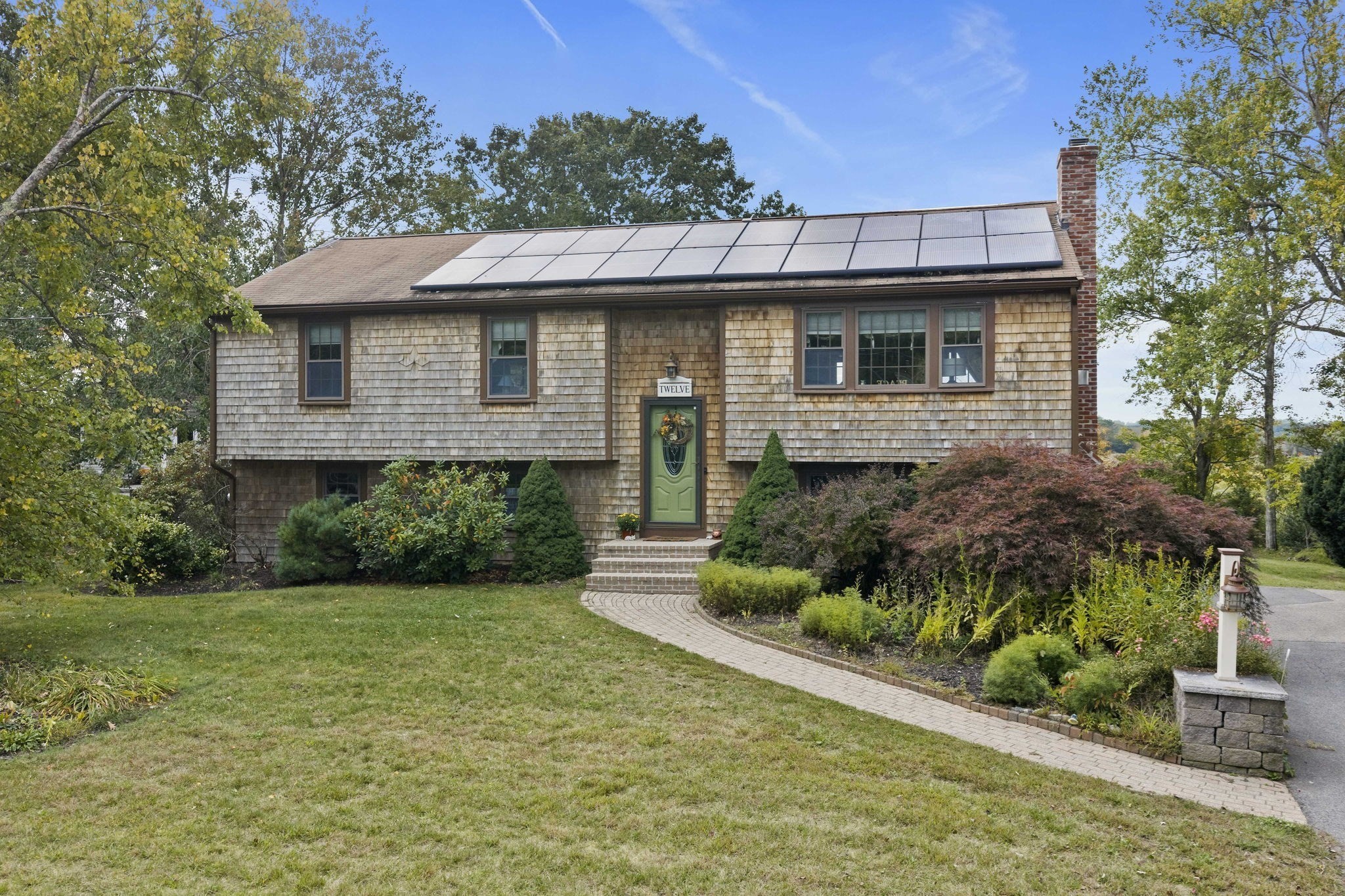 12 Liberty Rd, Marshfield, MA 02050