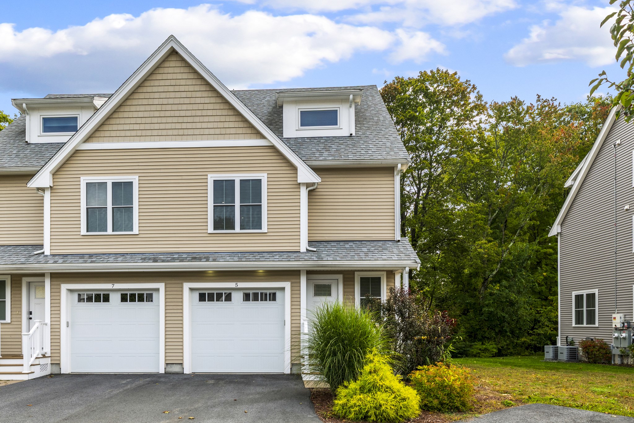 5 Orchard View Cir Unit 5, Framingham, MA 01702