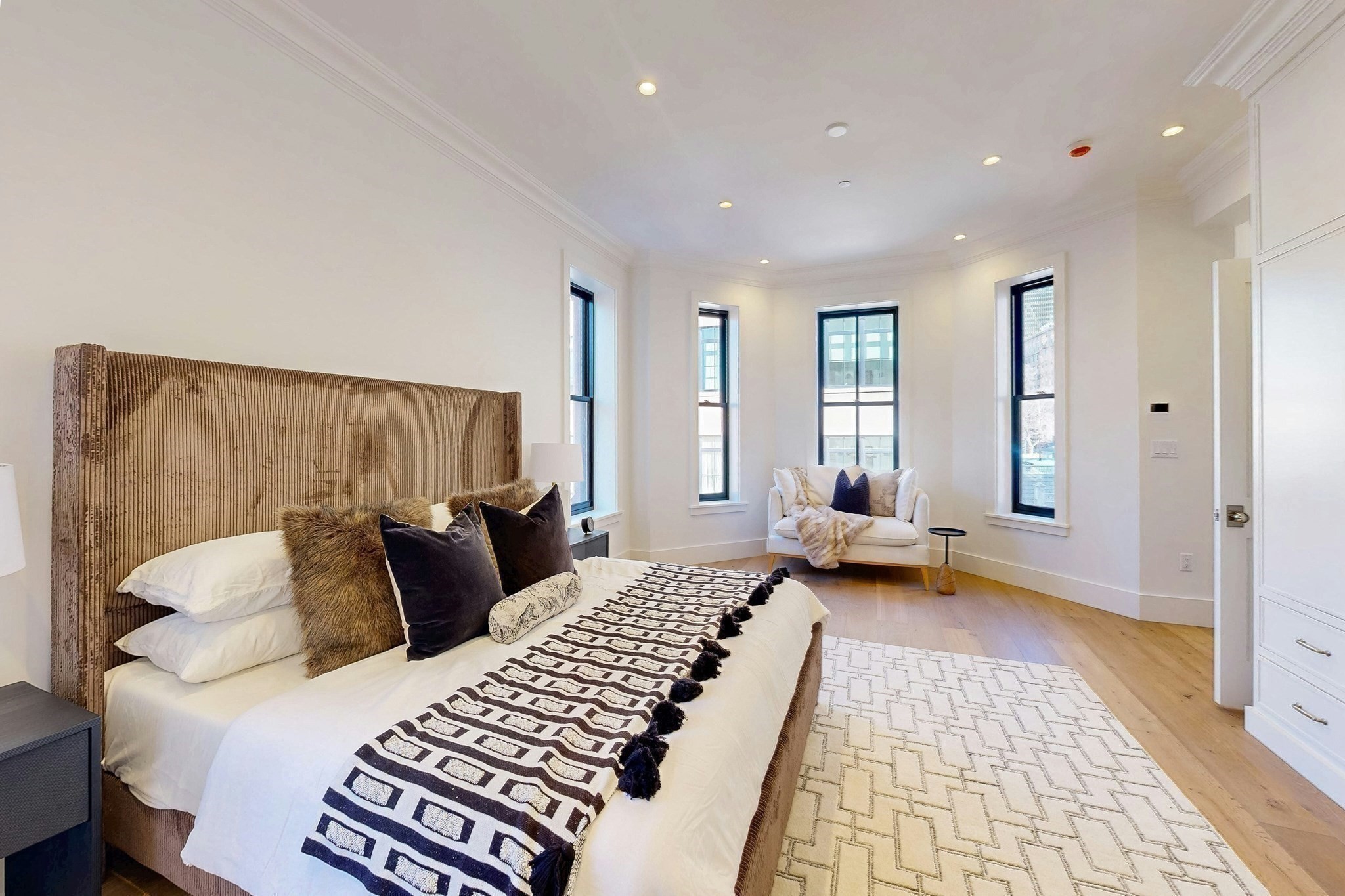 57 Hancock St, Beacon Hill, Boston, MA 02114 - Image 24
