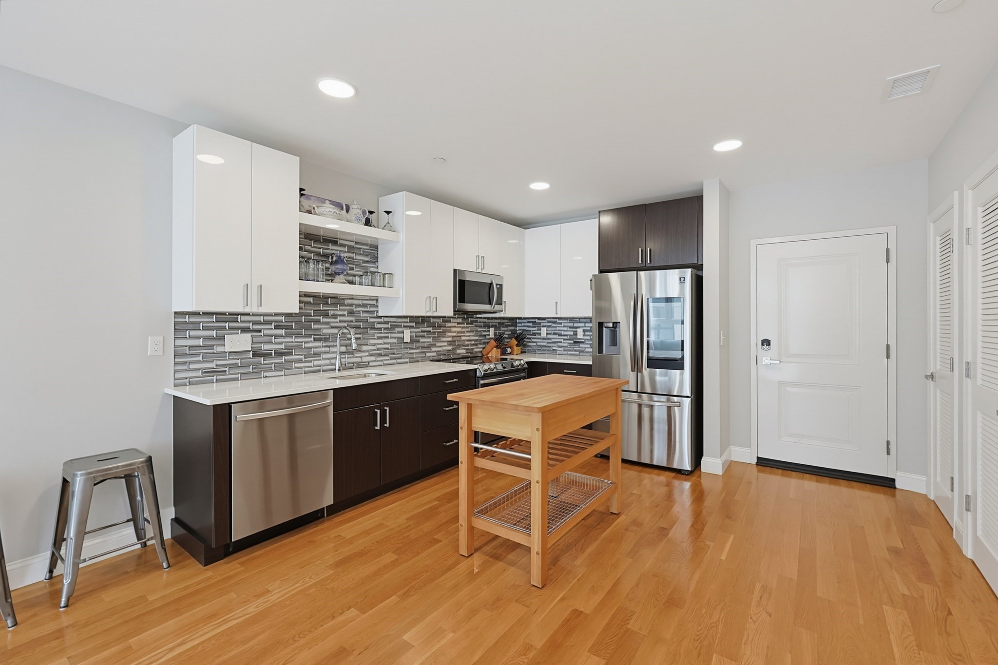 10 Taber Unit 206, Roxbury, Boston, MA 02119