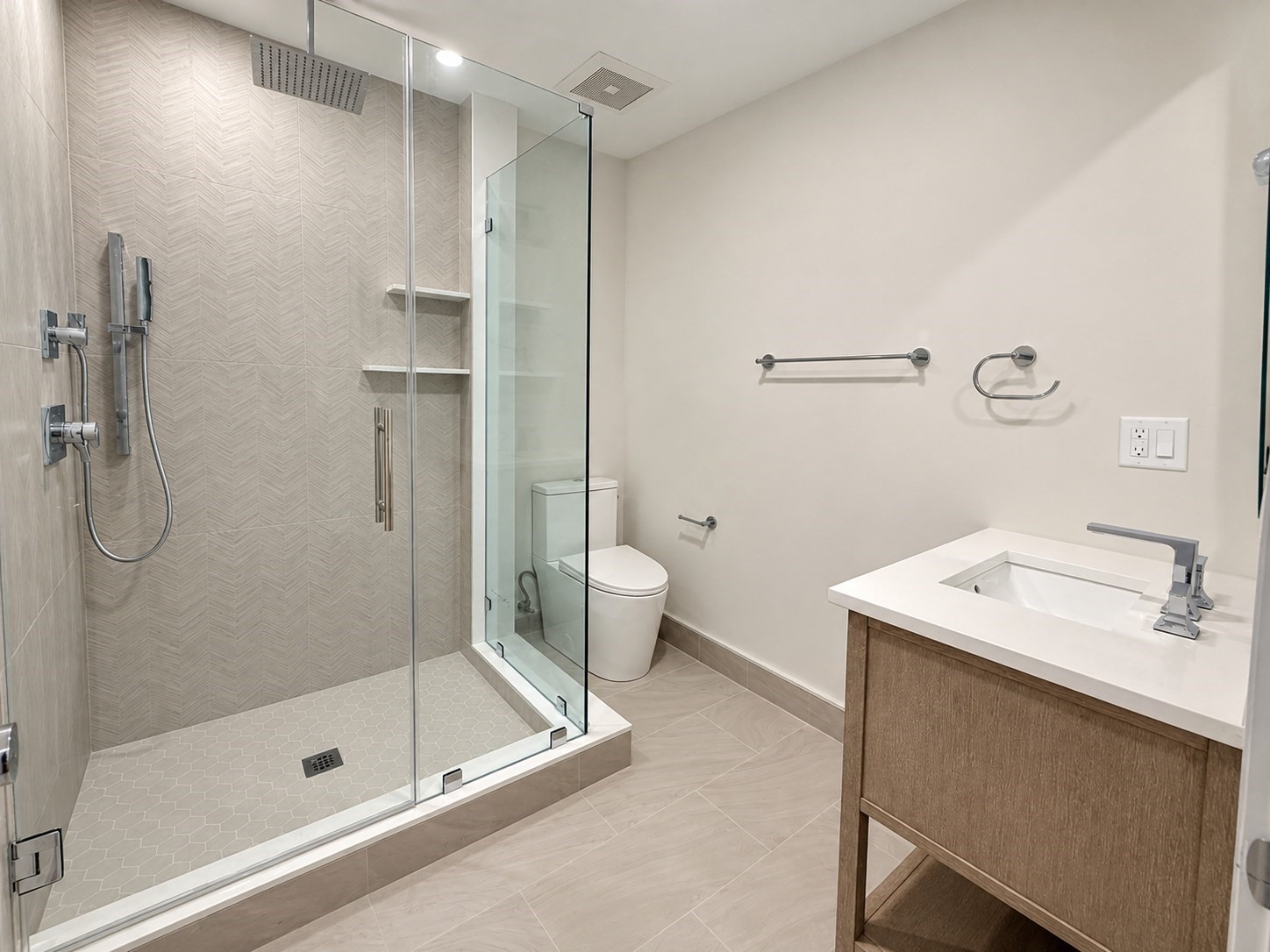 804 East 7th Street Unit 302, South Boston, Boston, MA 02127 - Image 9