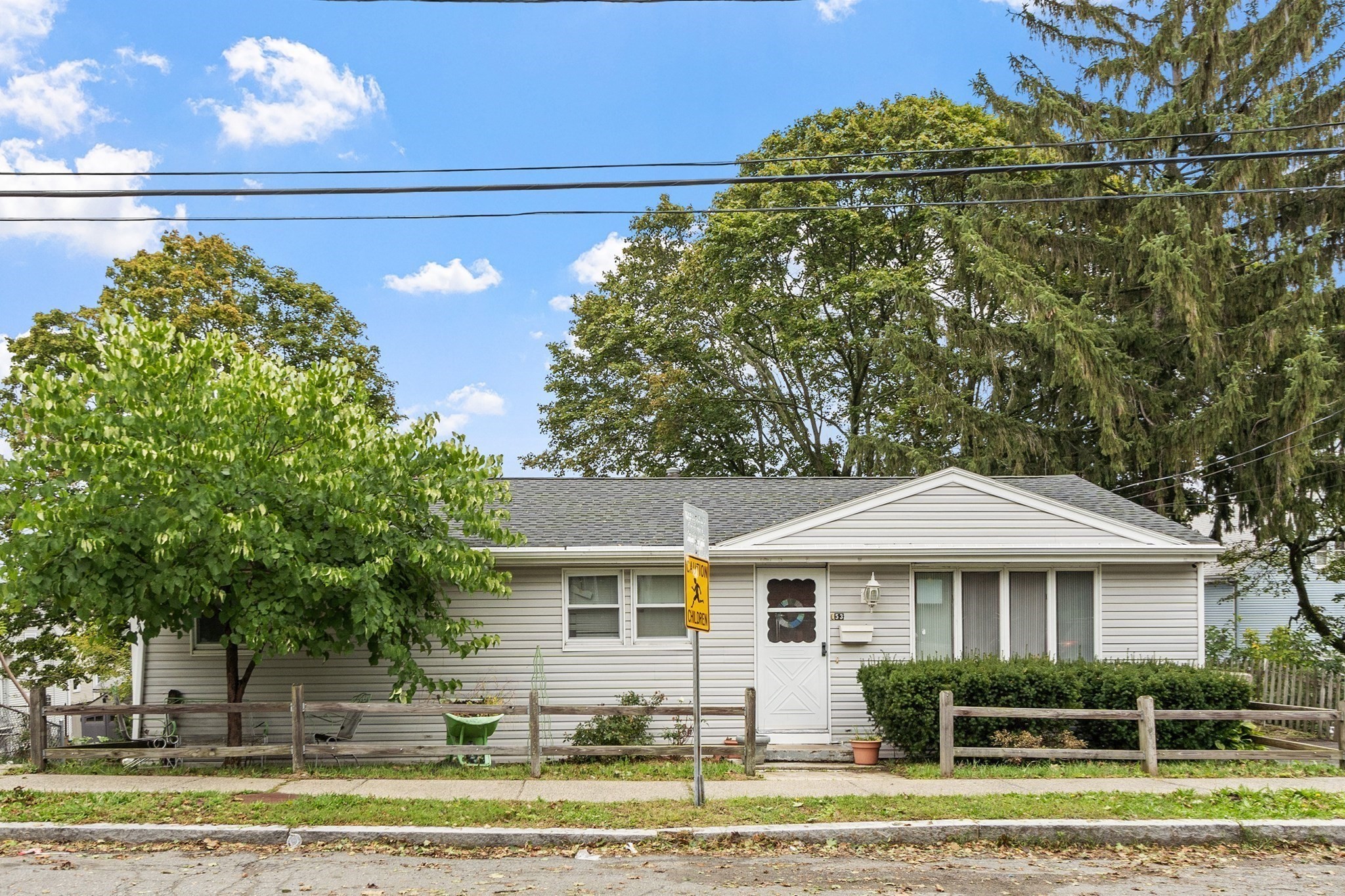 53 Cook St, Lynn, MA 01902