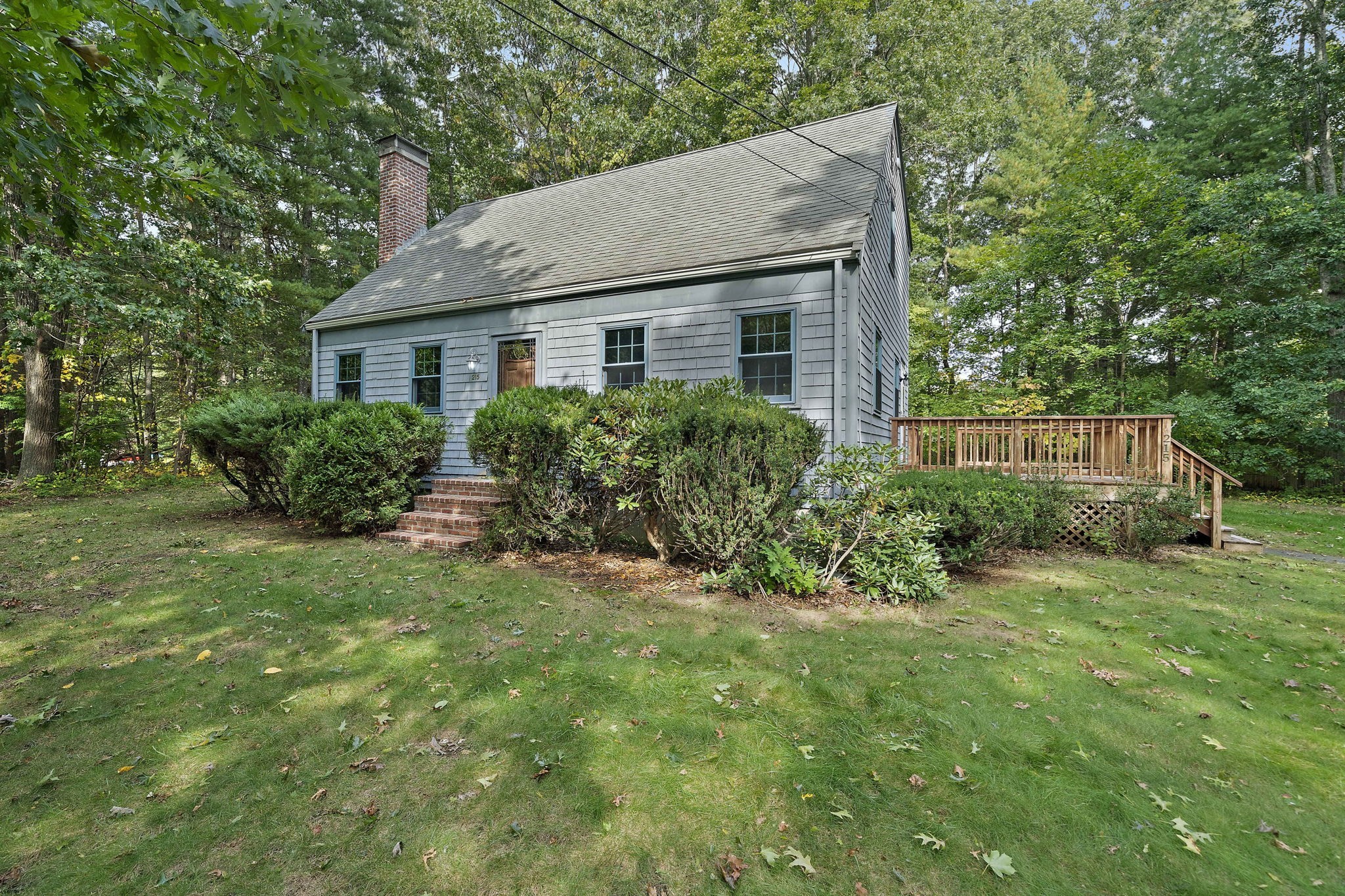 215 Bay State Cir, Hanson, MA 02341