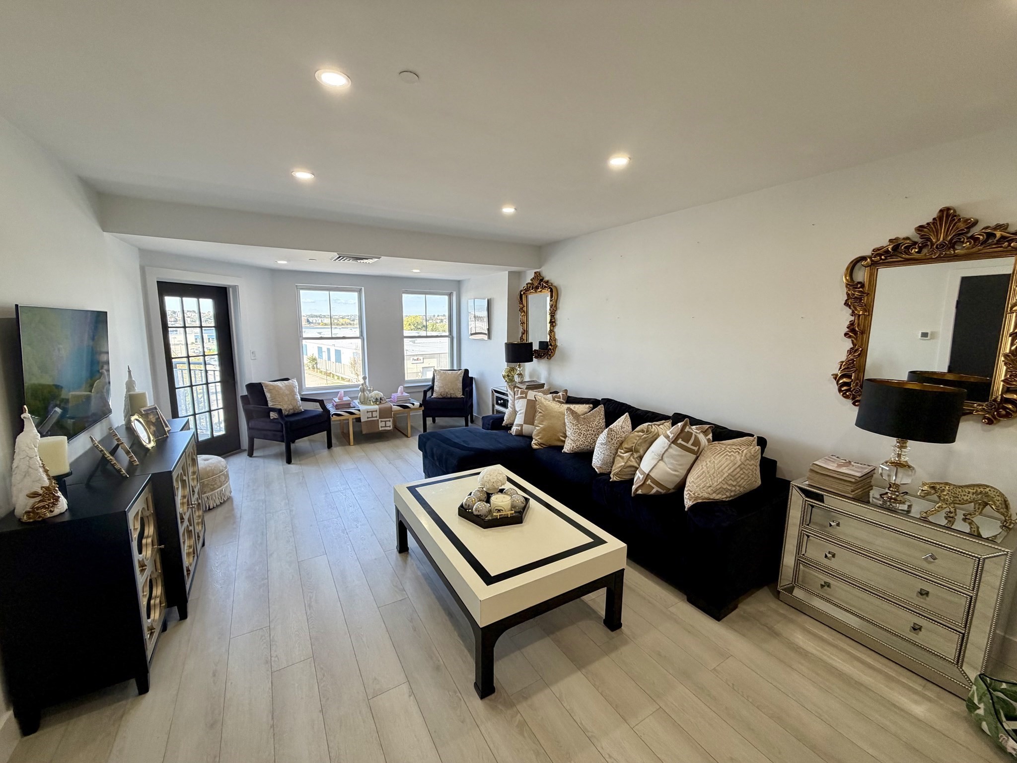 10 Seaport Dr Unit 2617, Quincy, MA 02171