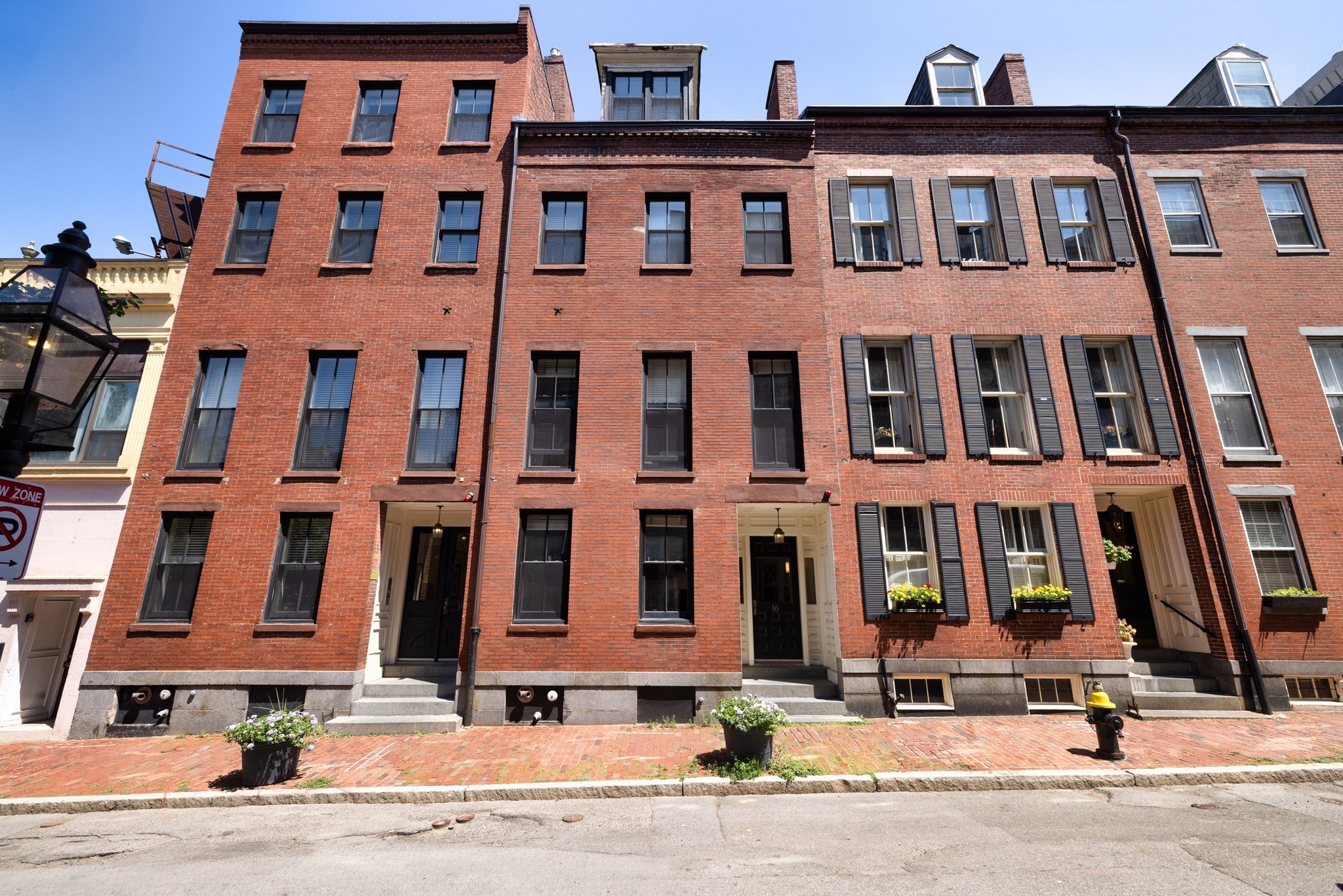 16 Temple Street, Beacon Hill, Boston, MA 02114