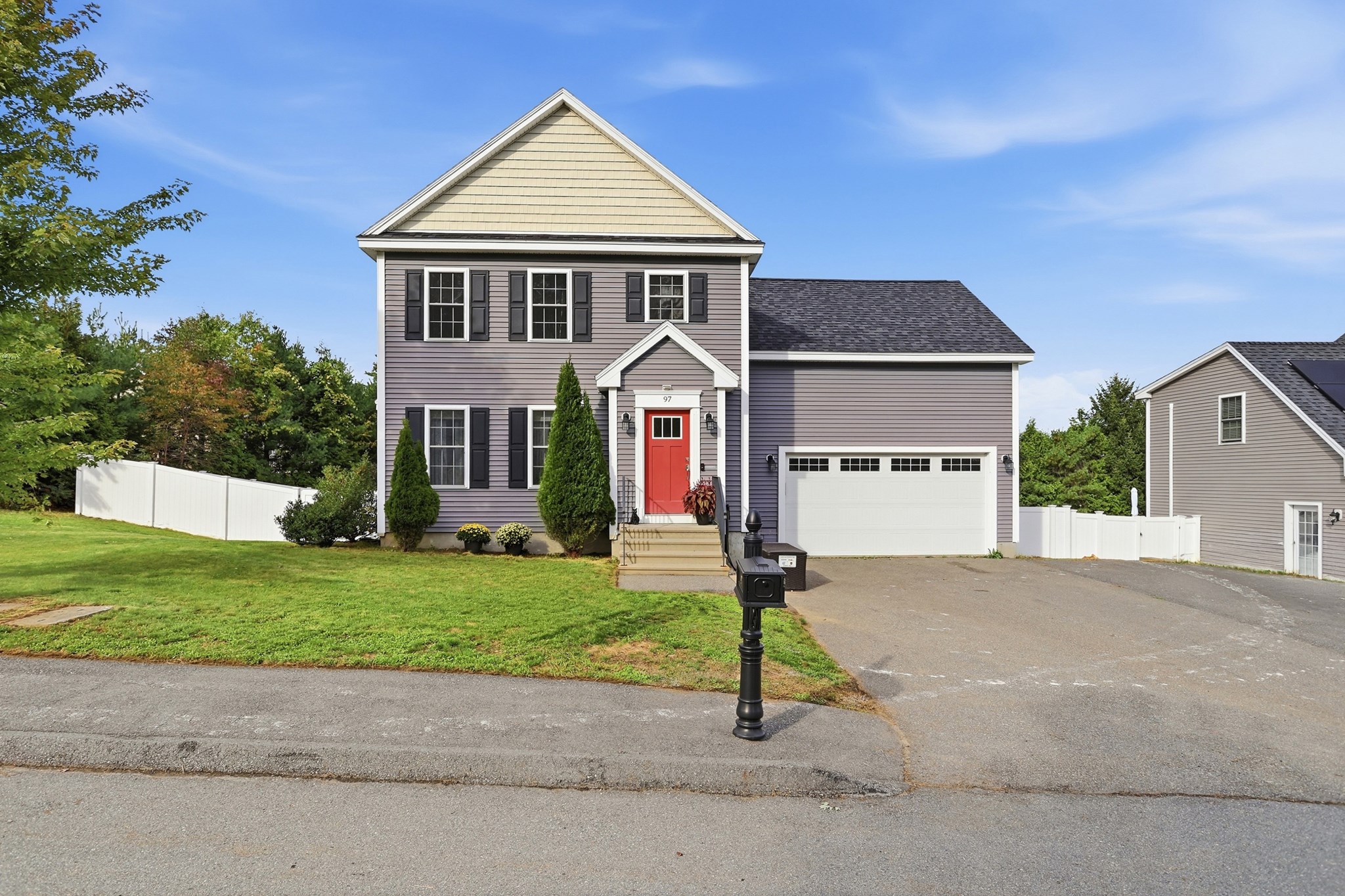 97 Sawtelle Rd, Leominster, MA 01453 - Image 1