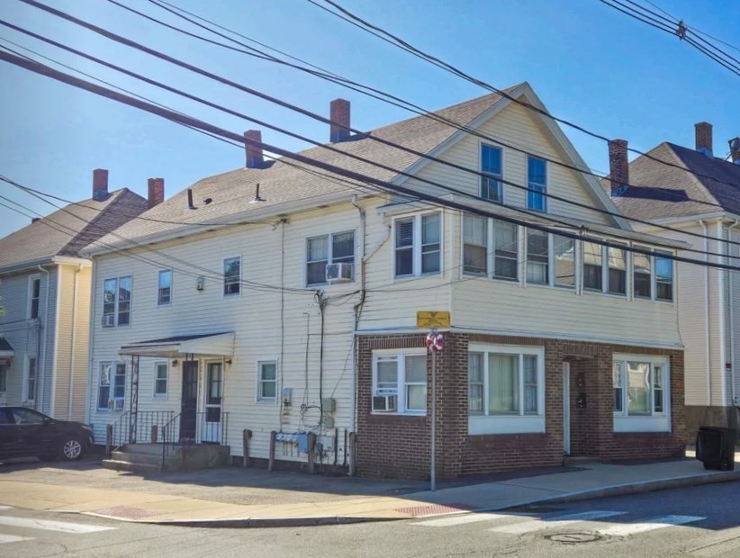 30 Cedar St, Waltham, MA 02453 - Image 2