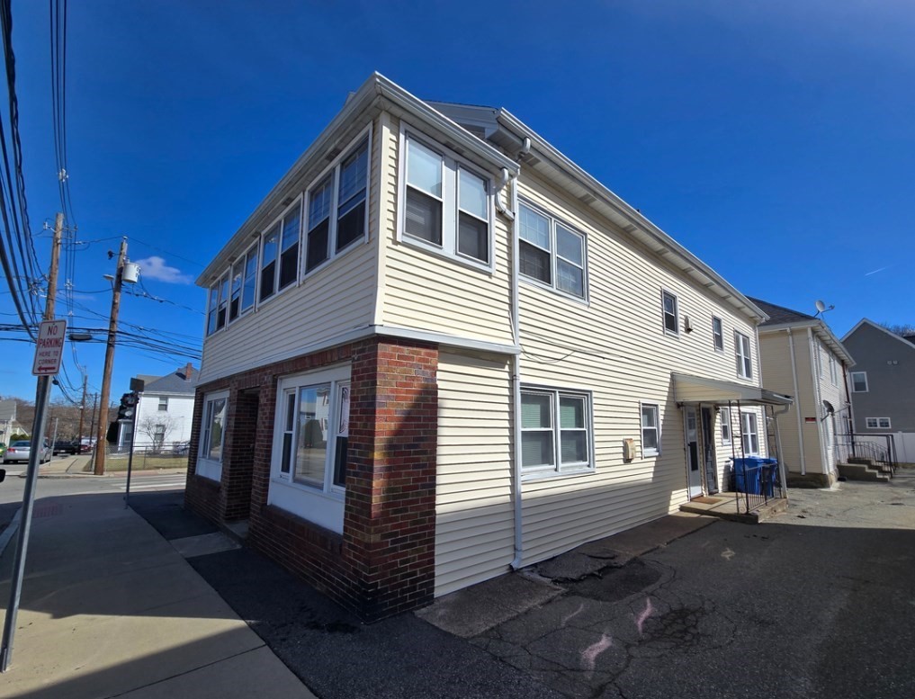 30 Cedar St, Waltham, MA 02453 - Image 3