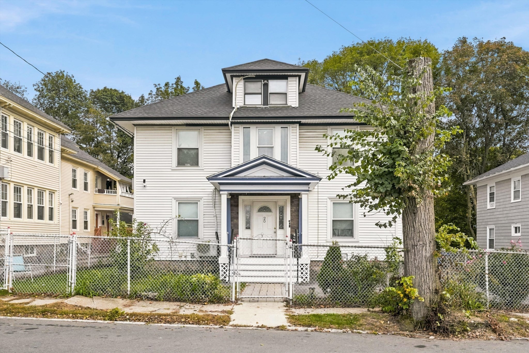 20 Ridge Rd, Lawrence, MA 01841
