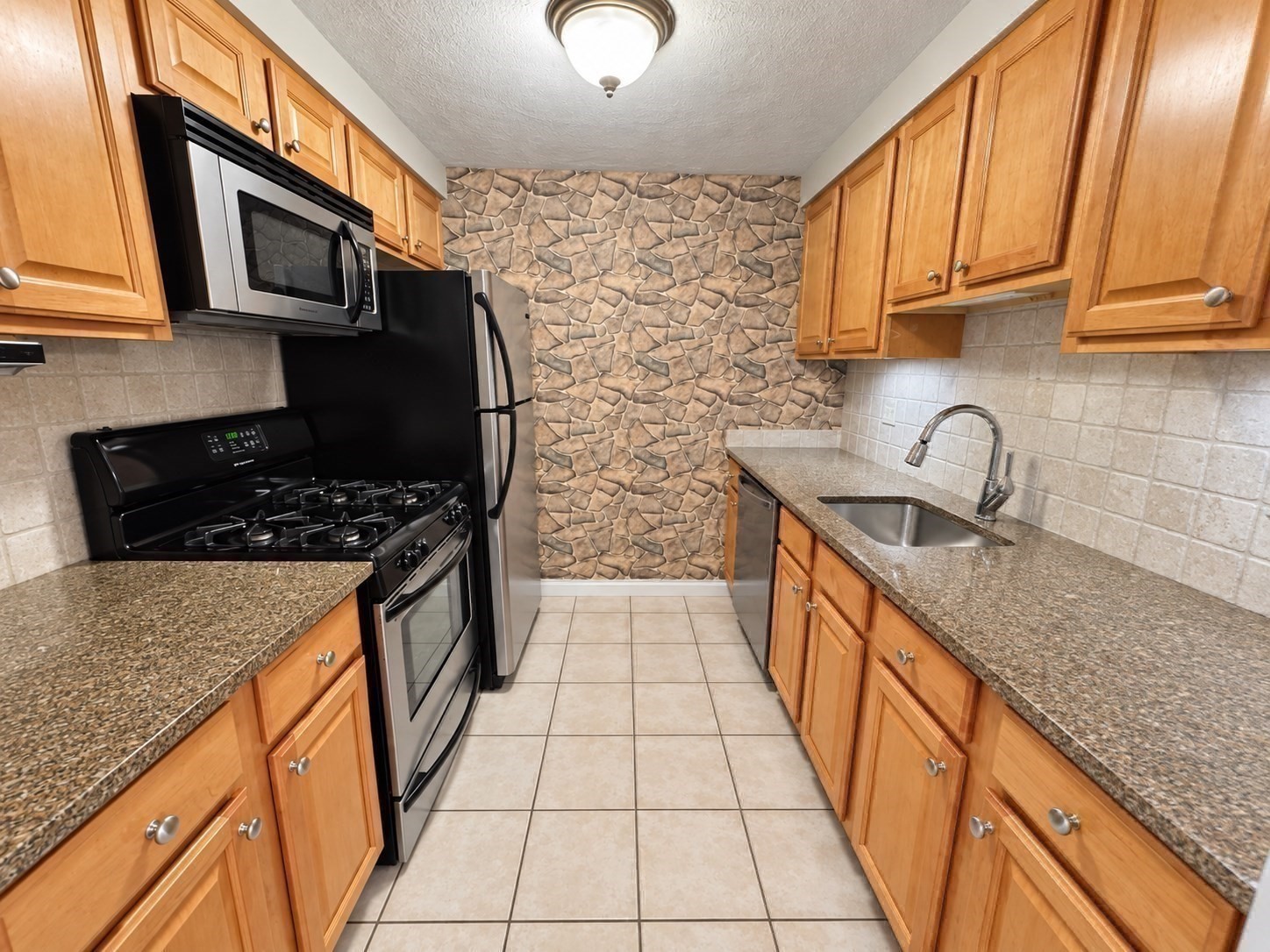 56 Townsend St Unit D27, Abington, MA 02351 - Image 4