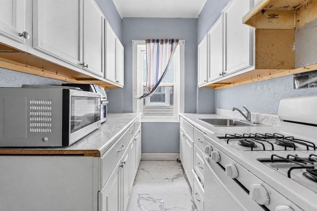 121 Fulton St, Fall River, MA 02720 - Image 17