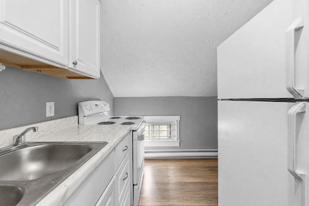 121 Fulton St, Fall River, MA 02720 - Image 30