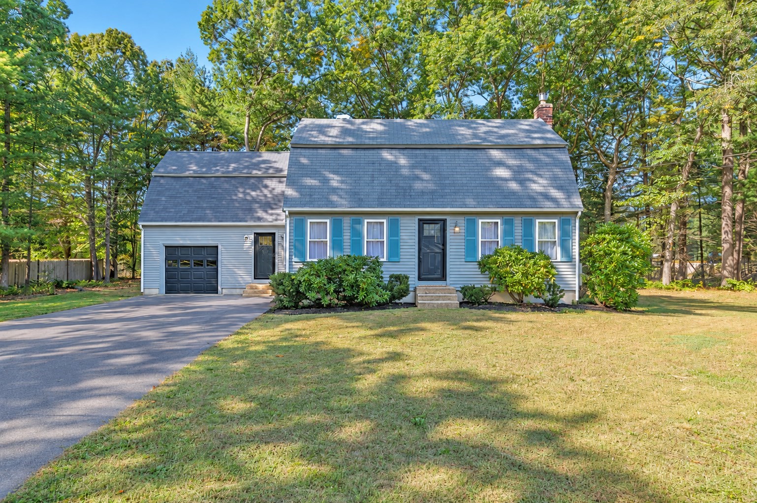 76 Woodridge Road, Duxbury, MA 02332