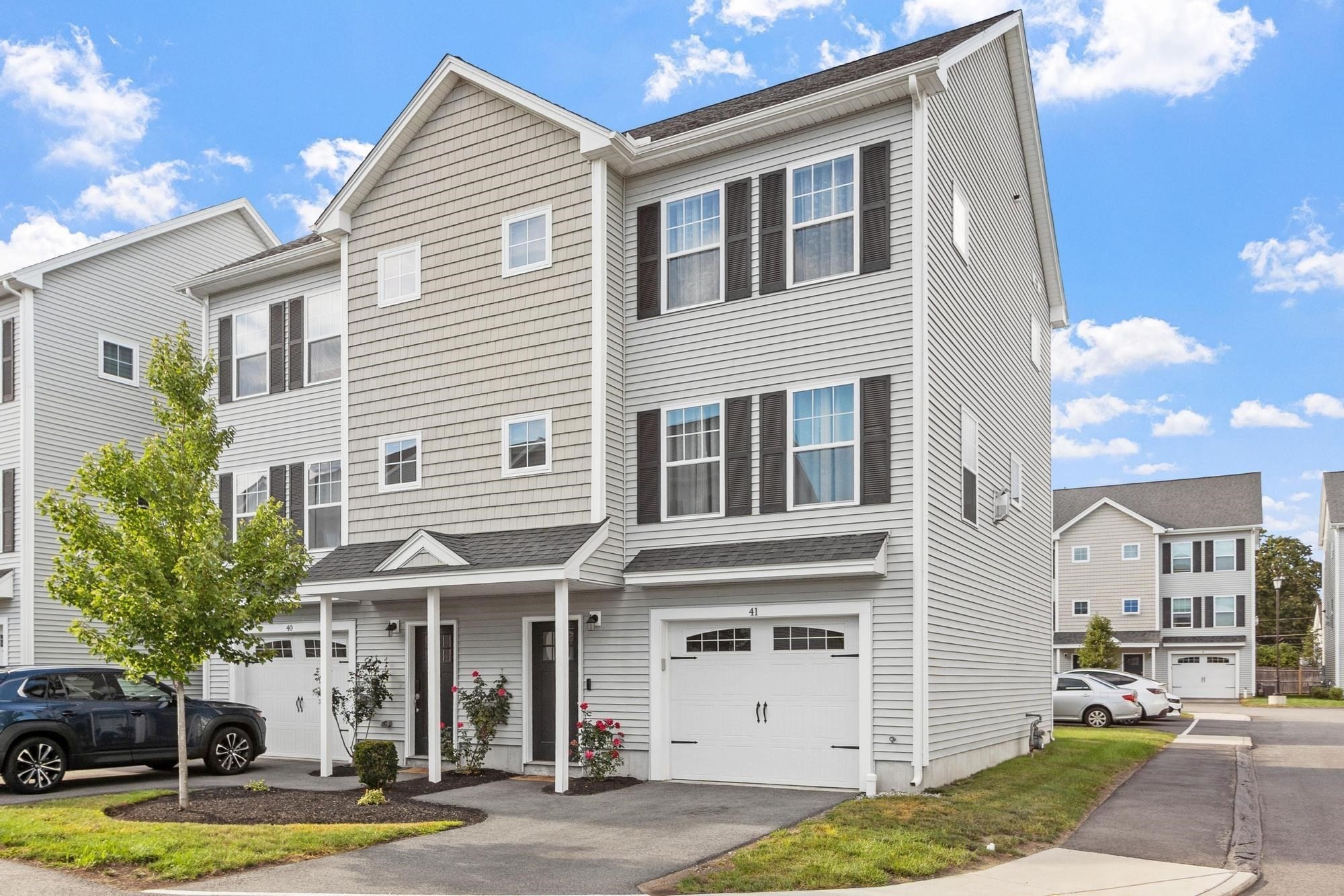1400 Gorham St Unit 41, Lowell, MA 01852