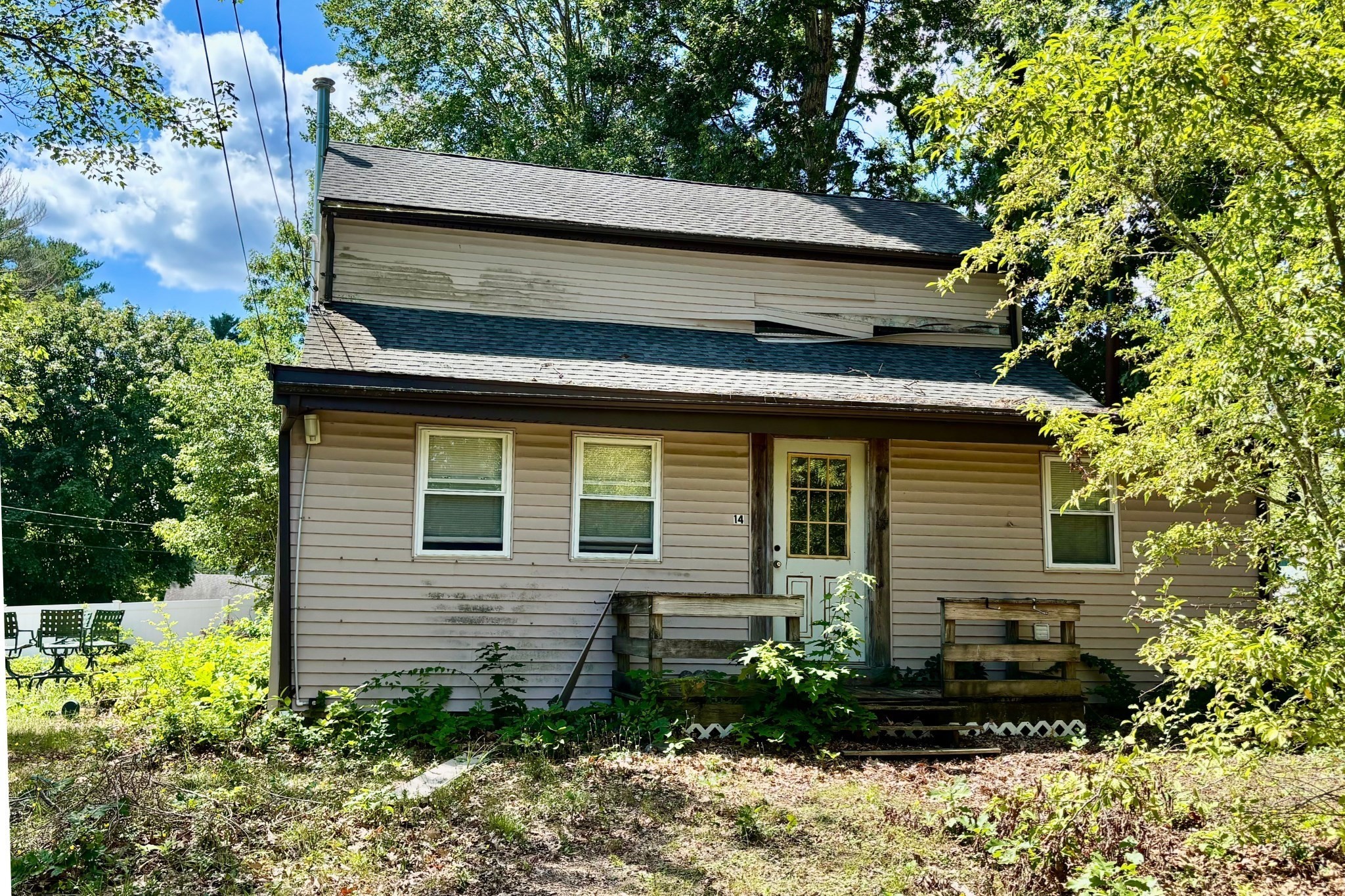14 Doris Rd, Halifax, MA 02338