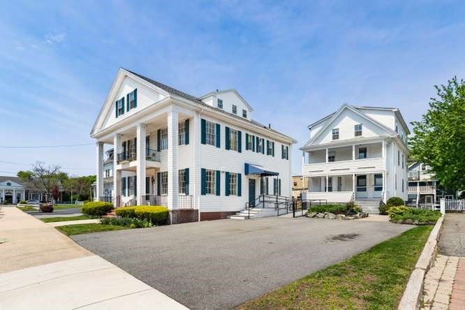 4 Common Street, Stoneham, MA 02180