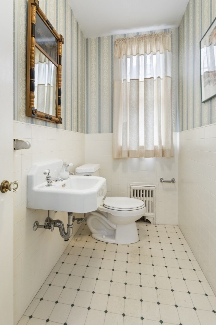 4 Common Street, Stoneham, MA 02180 - Image 7