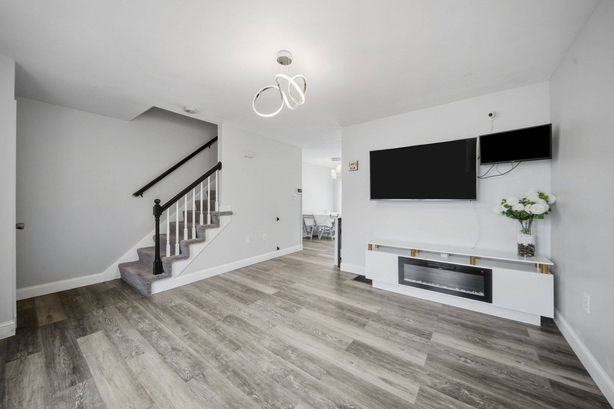 111 Cambridge St Unit B, Lawrence, MA 01843 - Image 9