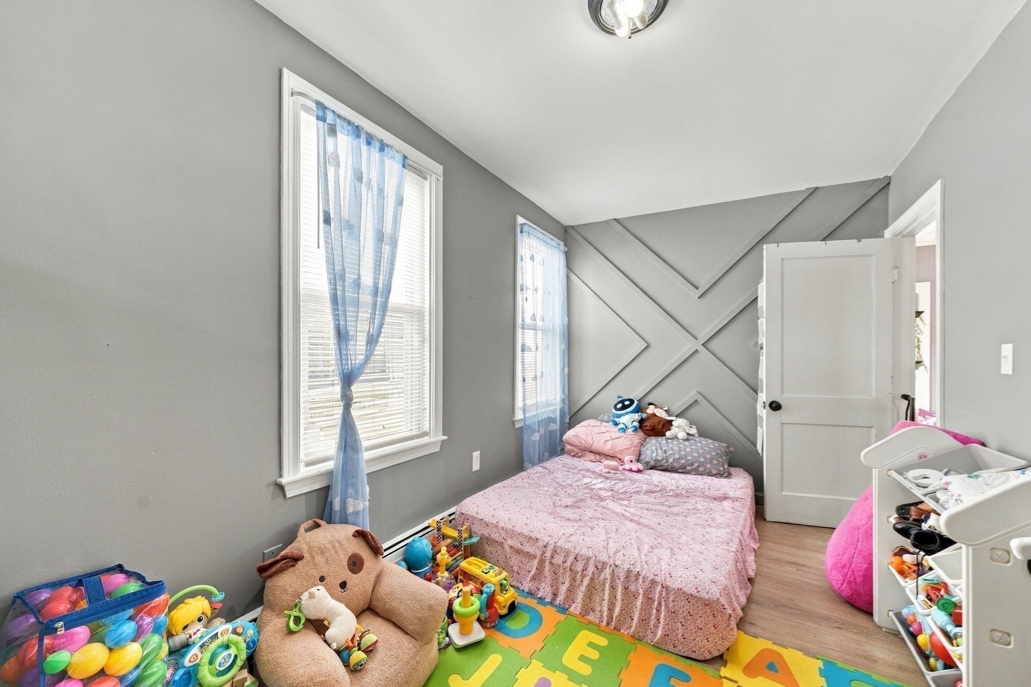 97 Canonicus St, Fall River, MA 02723 - Image 8