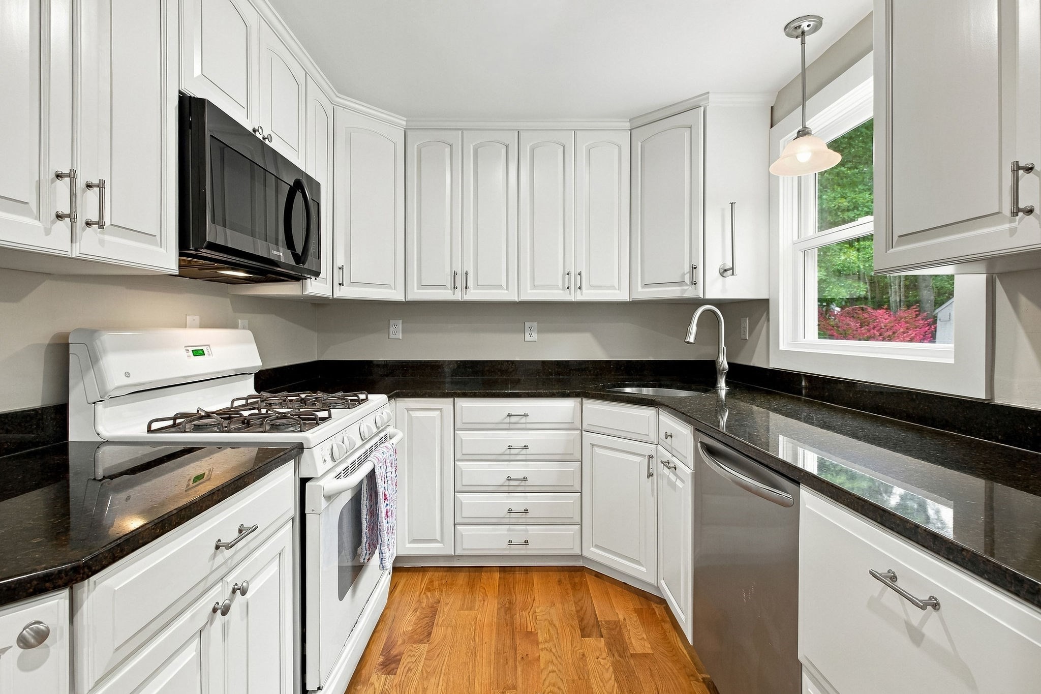 877 Bumps River Rd, Barnstable, MA 02632 - Image 19