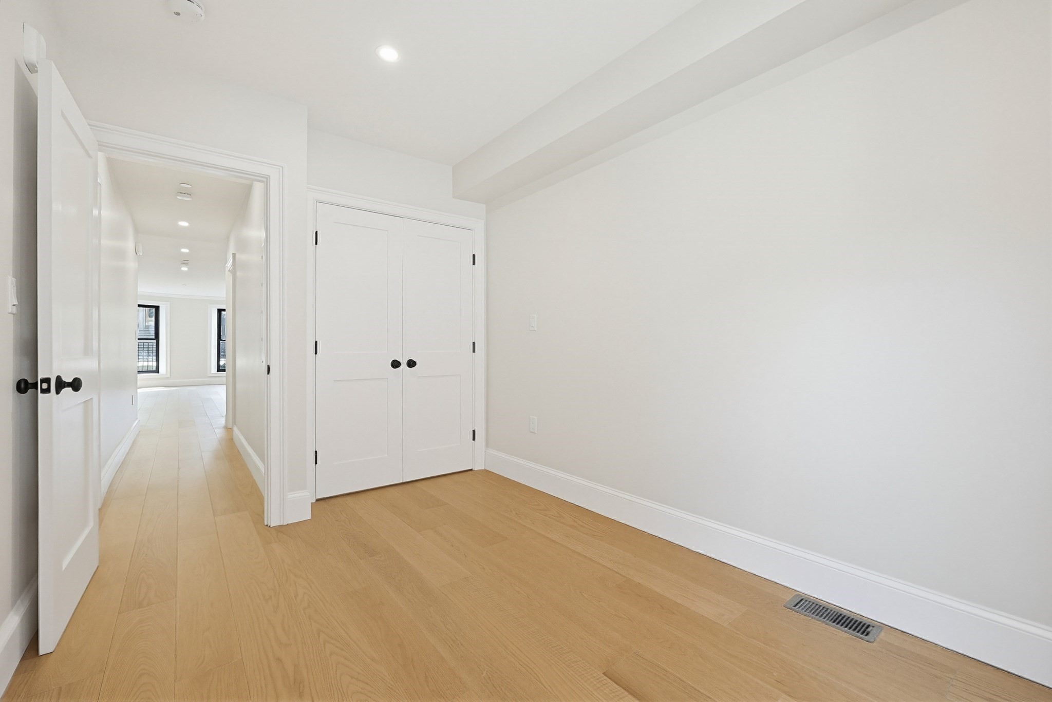 667 Tremont Street Unit 1, South End, Boston, MA 02118 - Image 23