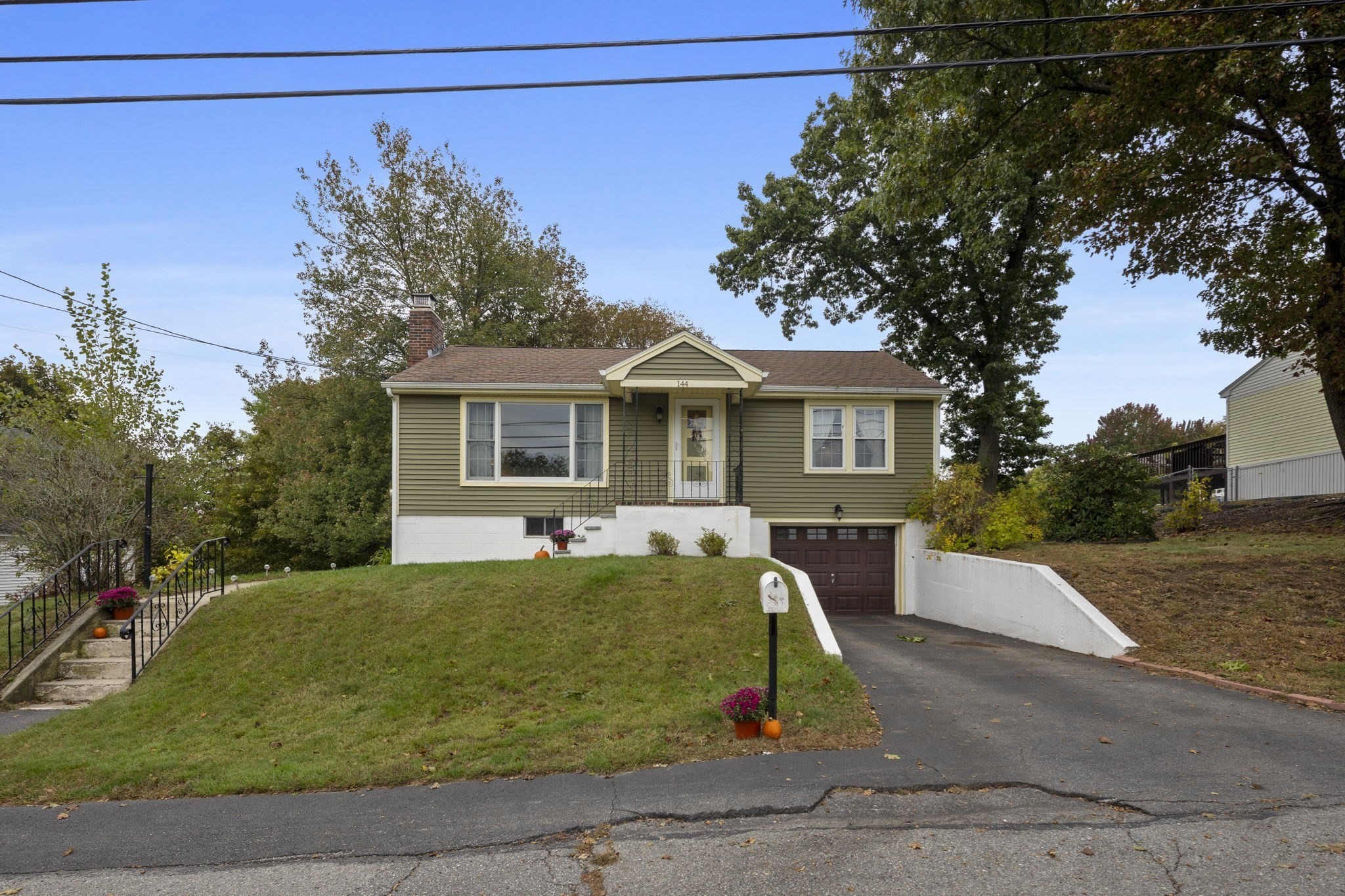 144 Fox Street, Lowell, MA 01859