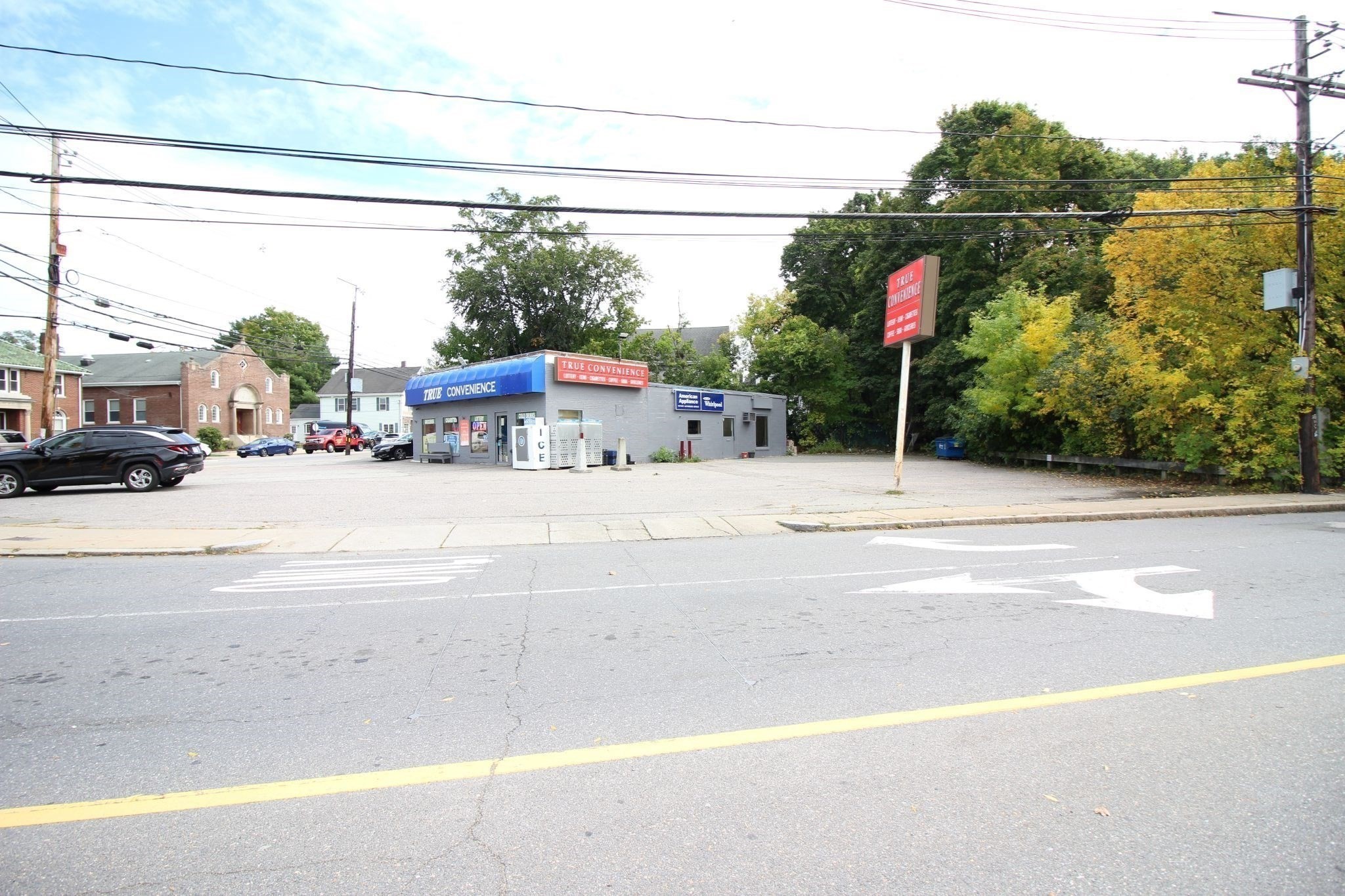 314 River St Unit 2, Waltham, MA 02453 - Image 2