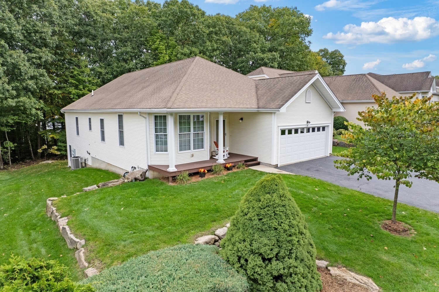 30 Summerfield Drive Unit 30, Uxbridge, MA 01569