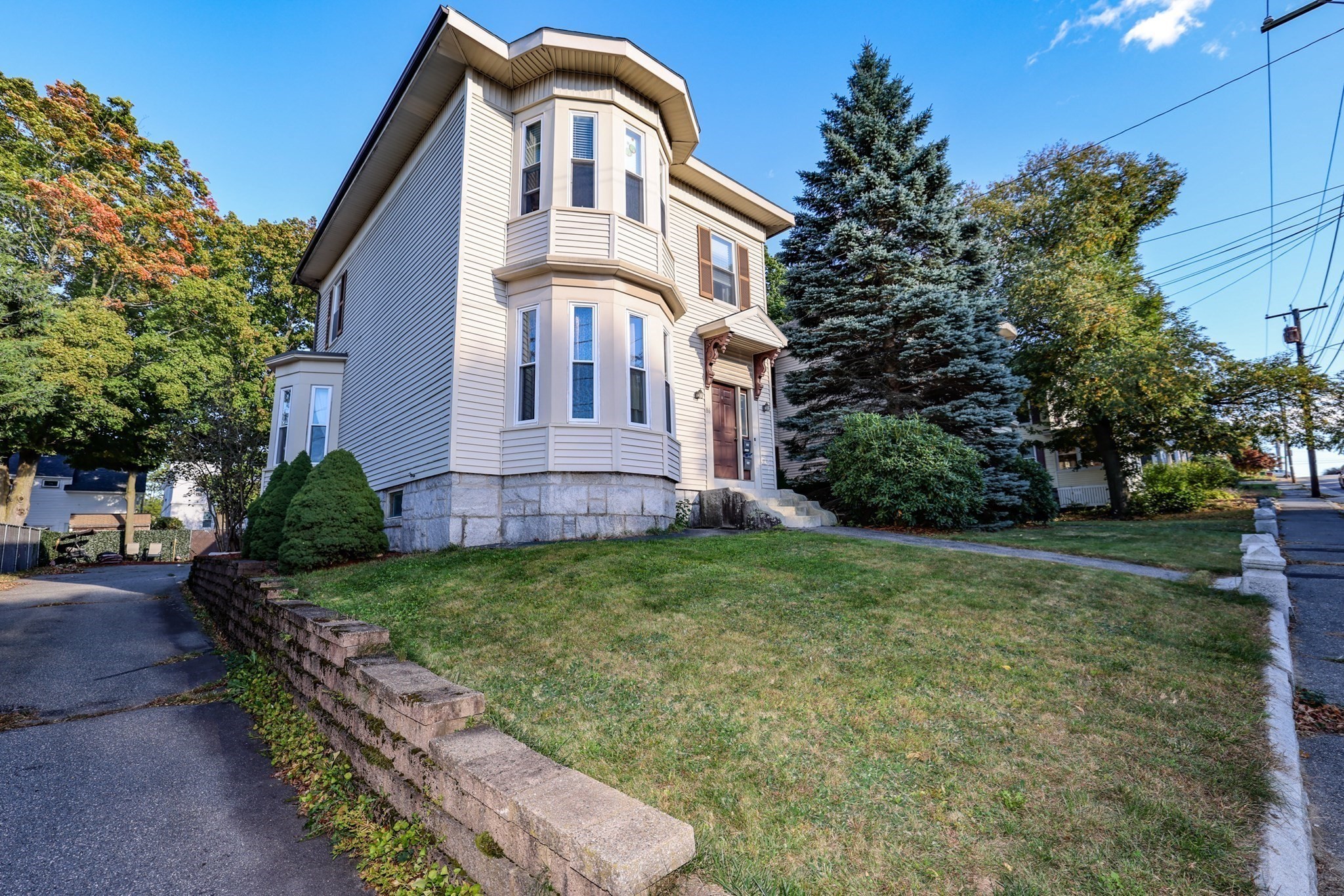 86 Stevens St Unit B, Lowell, MA 01851