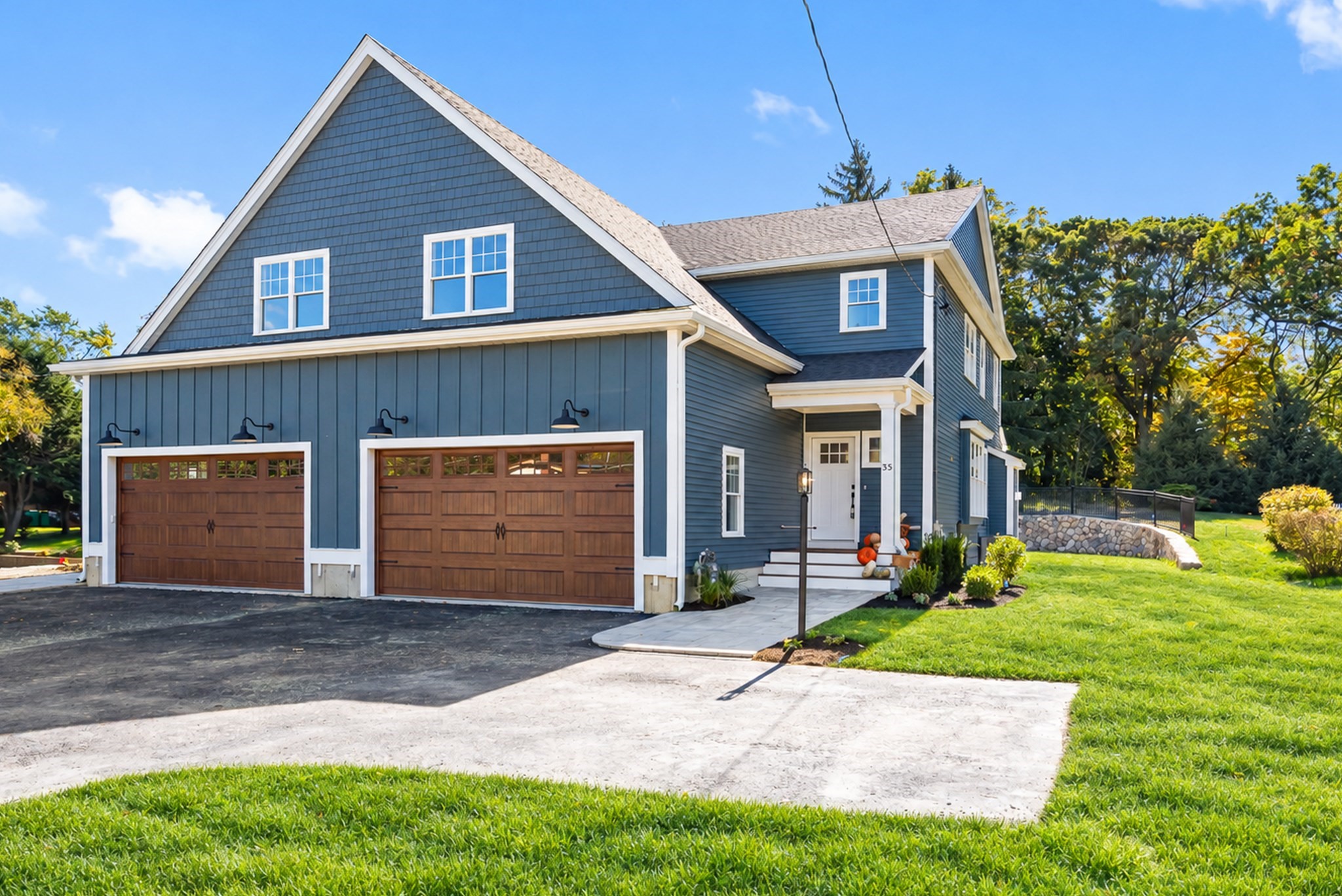 35 School St Unit 35, Woburn, MA 01801
