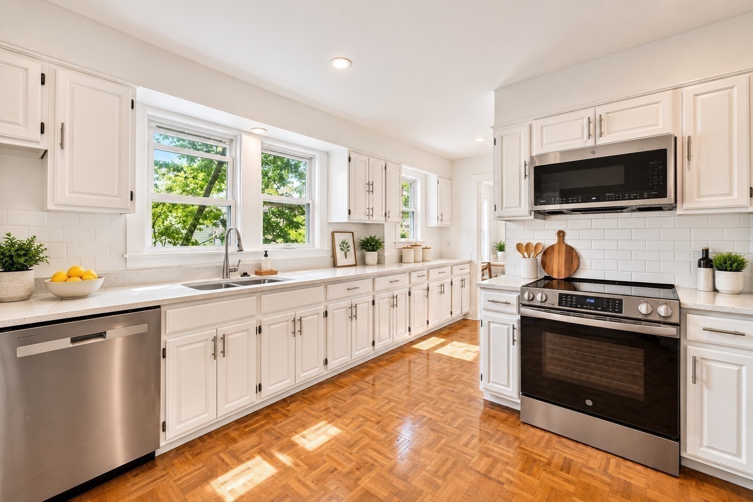 12 Hooper St, Dorchester, Boston, MA 02124 - Image 6