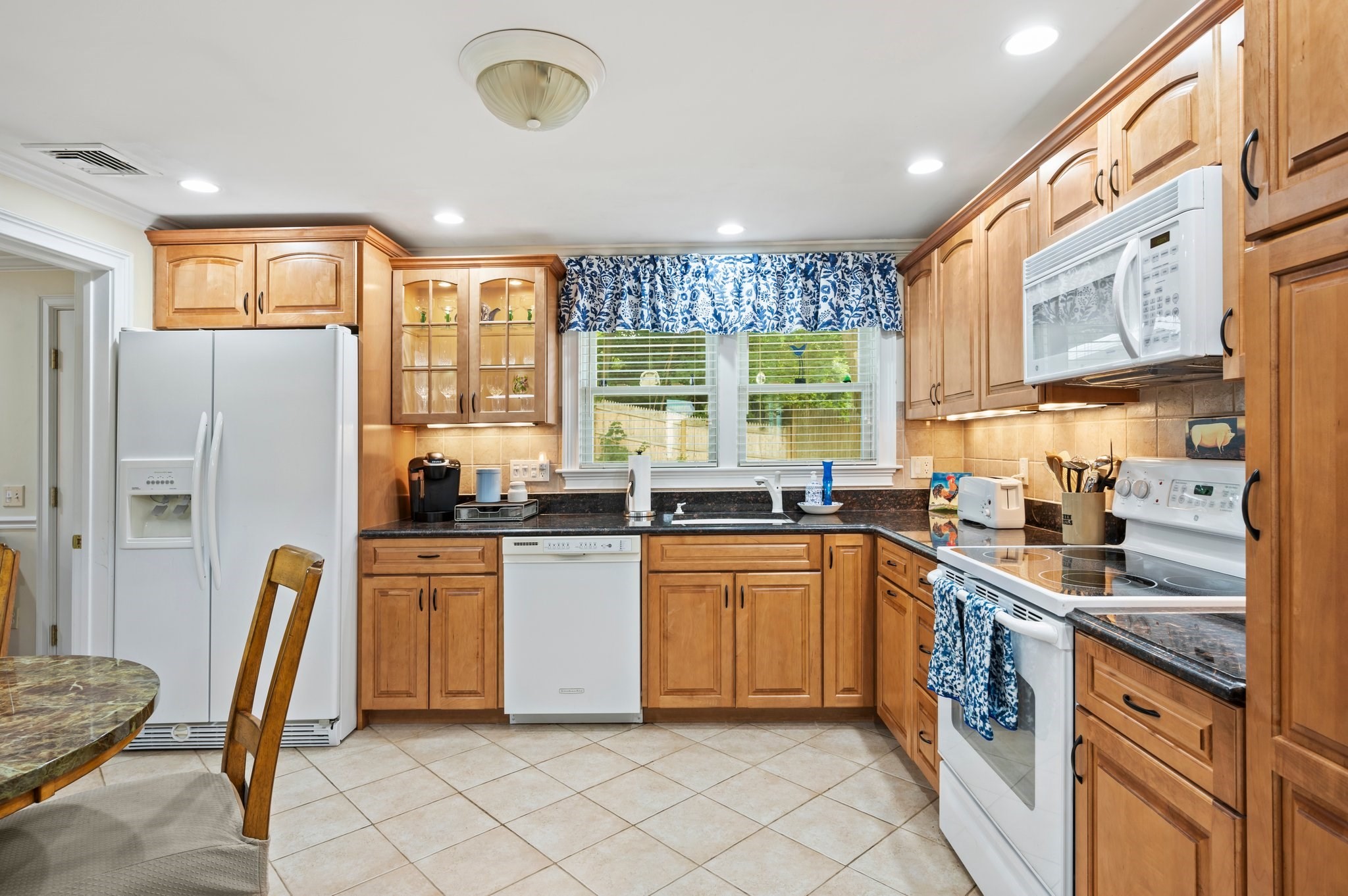 79 Brookville Ave, Brockton, MA 02302 - Image 8