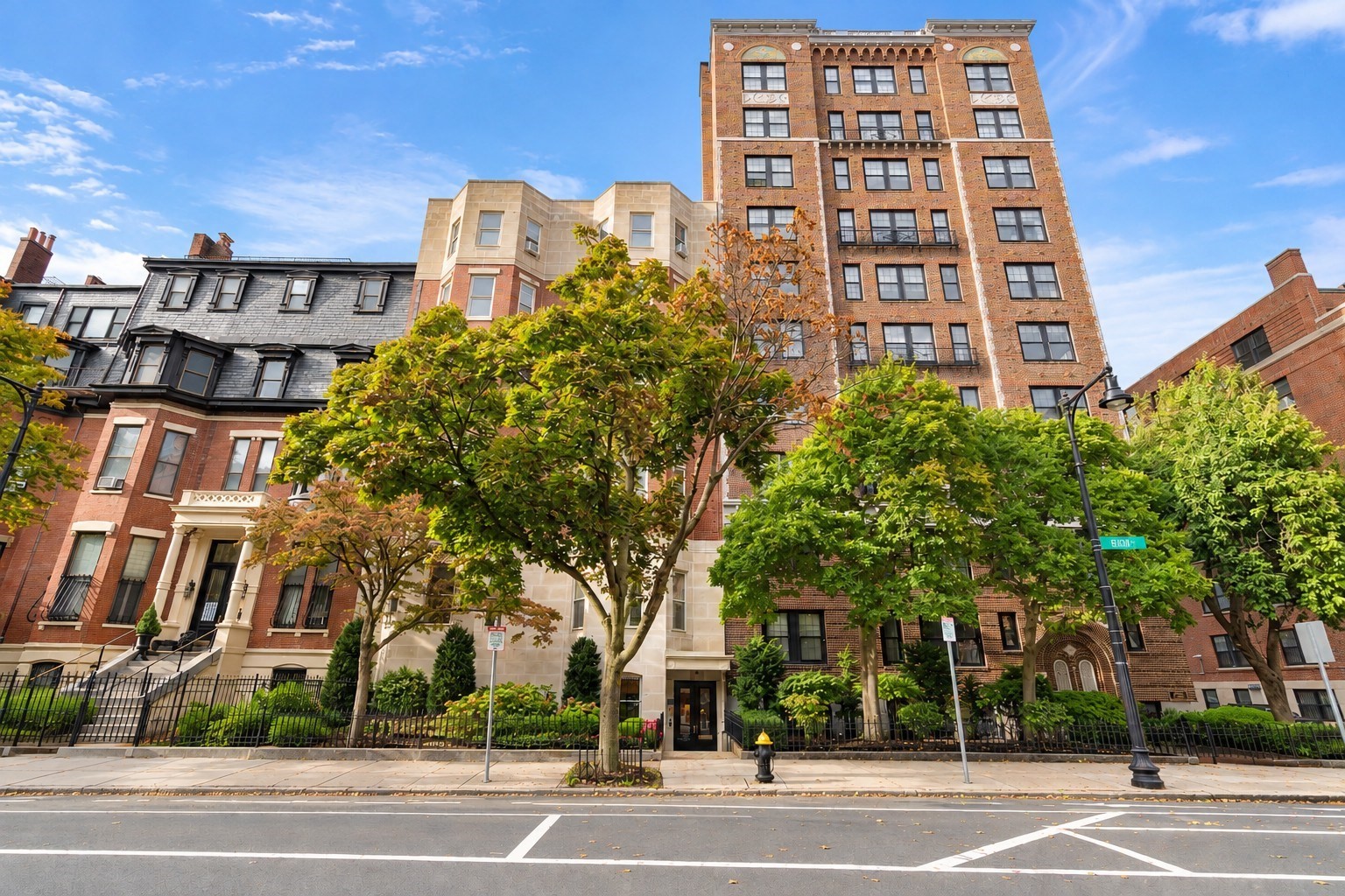 286 Beacon Street Unit 1, Back Bay, Boston, MA 02116
