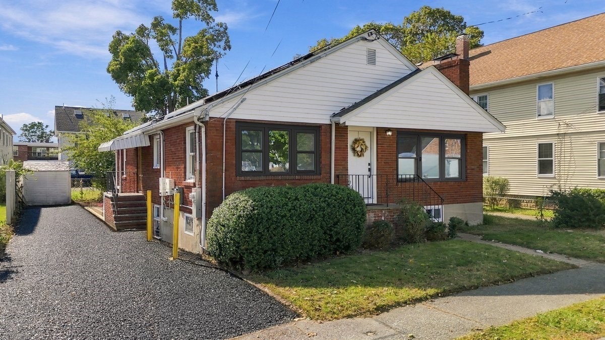 40 Dix Street, Waltham, MA 02453 - Image 2